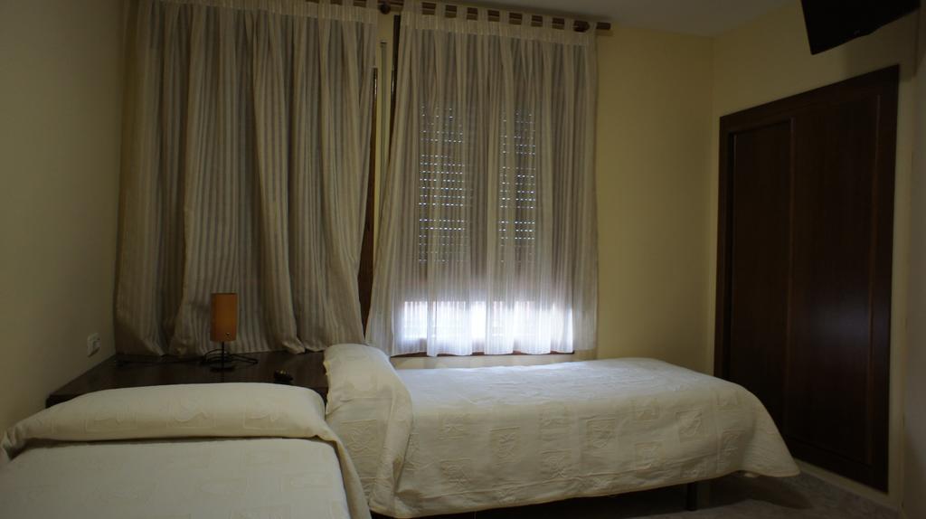 Hotel Puente Romano Alcântara Quarto foto