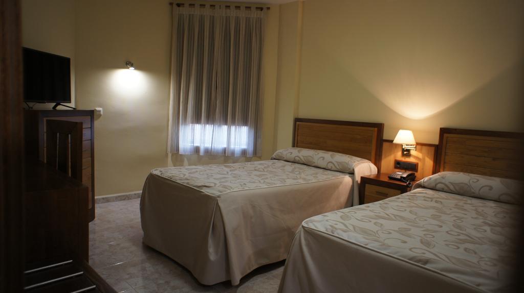 Hotel Puente Romano Alcântara Quarto foto
