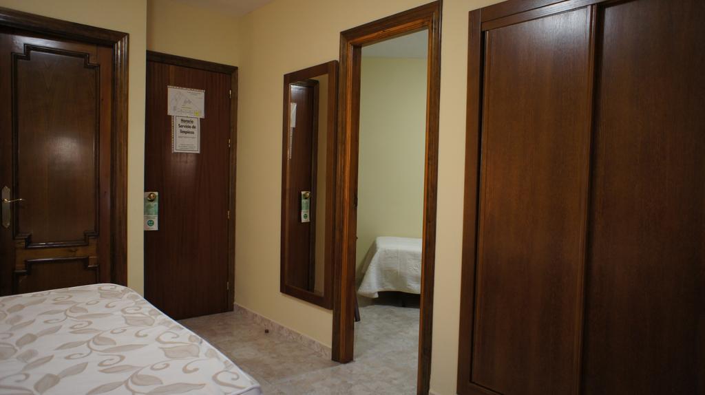 Hotel Puente Romano Alcântara Quarto foto